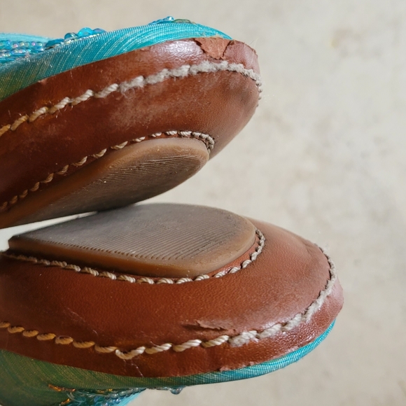 Play House Blue Flower Embellished Kitten Heels - Picture 10 of 11